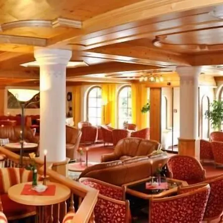 מלון Residenz Hochland 4*