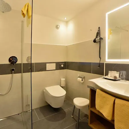 Residenz Hochland מלון 4*